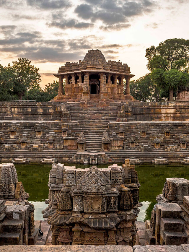 जाणून घ्या मोढेरा सूर्यमंदिर बद्दल काही माहिती